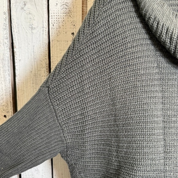 Rhapsody Cardigan Hoodie Sweater Open Front Womens Small Gray Grunge Goth Vibe - Picture 11 of 12